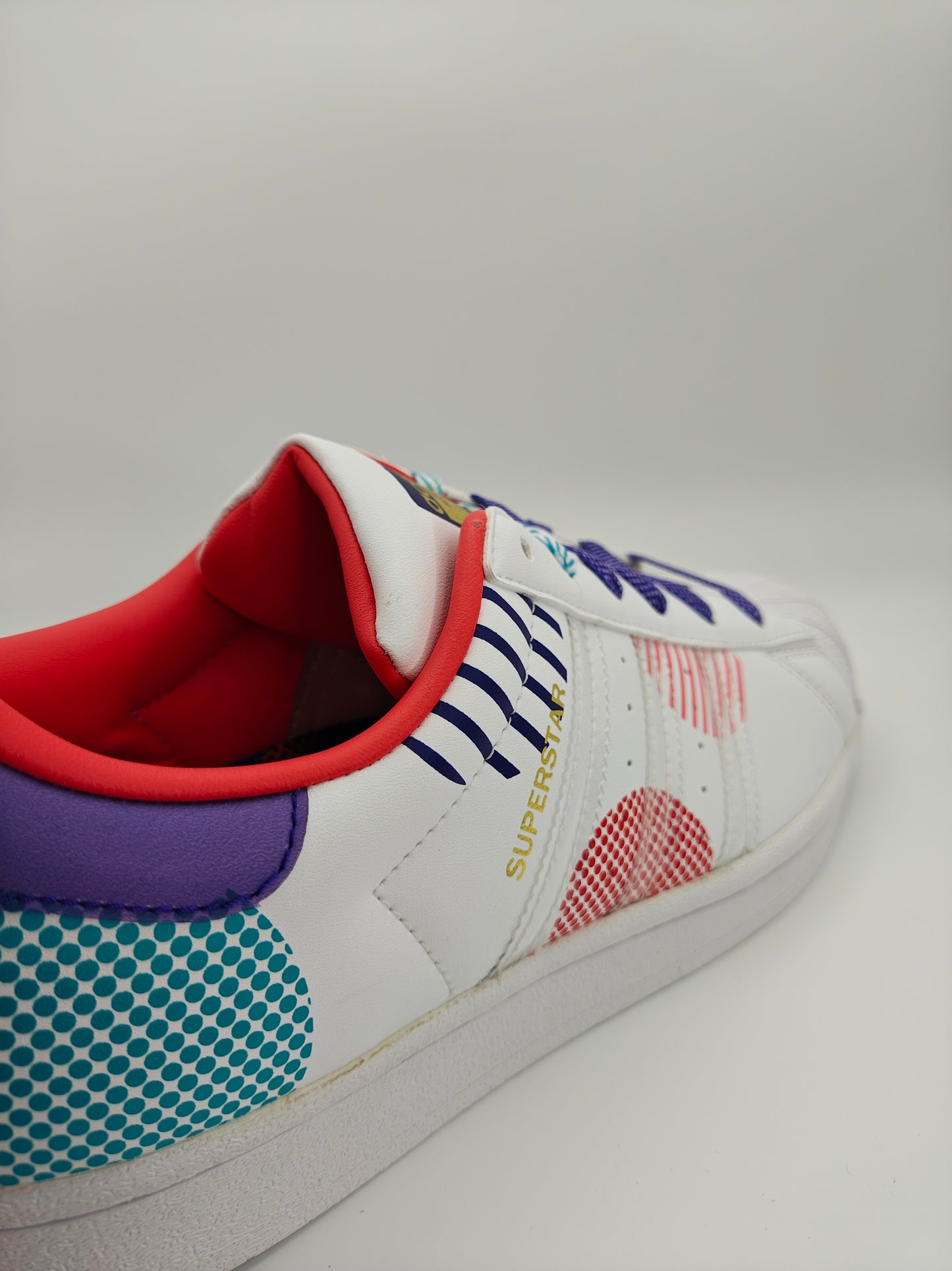 ADIDAS SUPERSTAR J WHITE